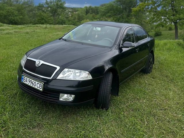 Skoda Octavia - фото 1