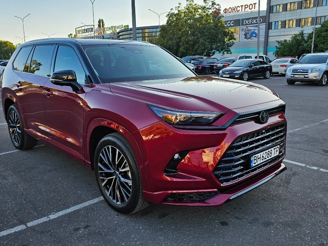Toyota Grand Highlander - зображення 1