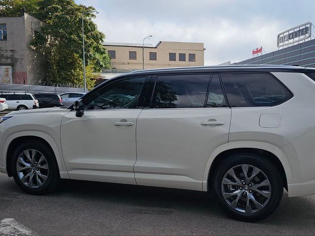 Toyota Grand Highlander - зображення 3