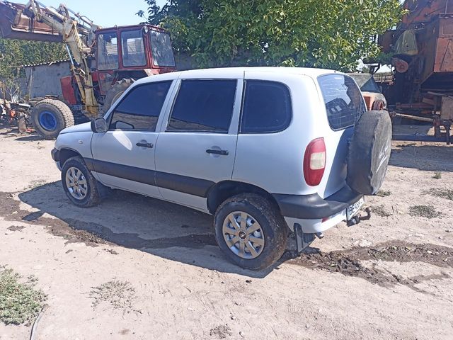Chevrolet Niva - зображення 3