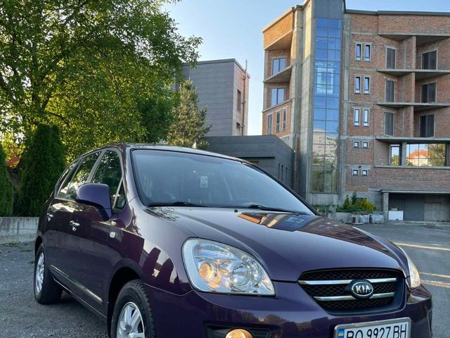Kia Carens - зображення 1