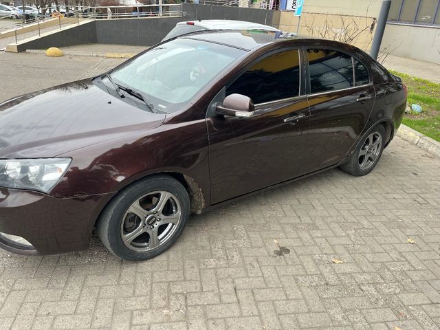 Geely Emgrand EC7 - фото 2