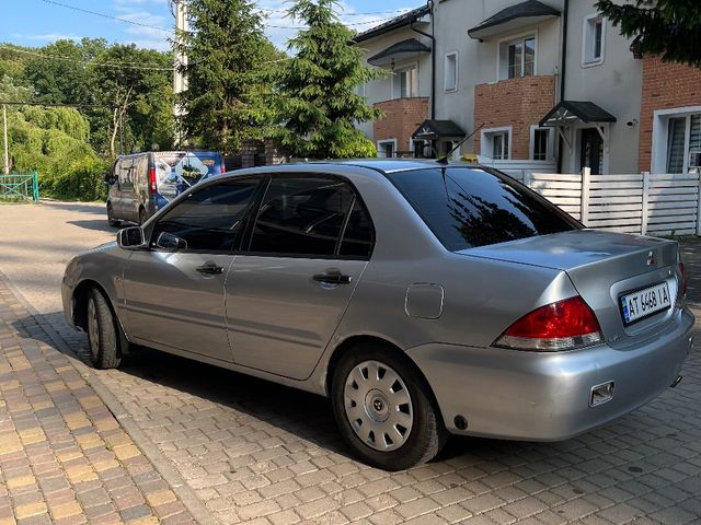 Mitsubishi Lancer - зображення 4