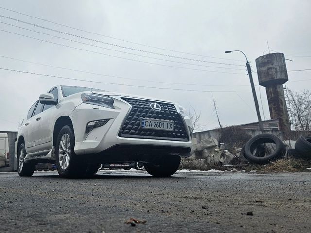 Lexus GX - зображення 3