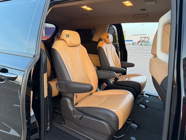Kia Carnival - фото 3