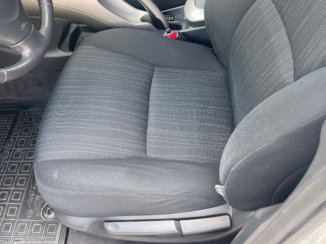 Toyota Auris - зображення 2