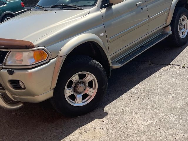 Mitsubishi Pajero Sport - зображення 1