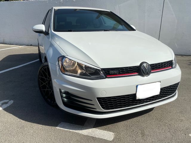 Volkswagen Golf GTI - зображення 4