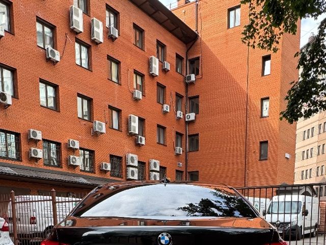 BMW 7 серії - зображення 3
