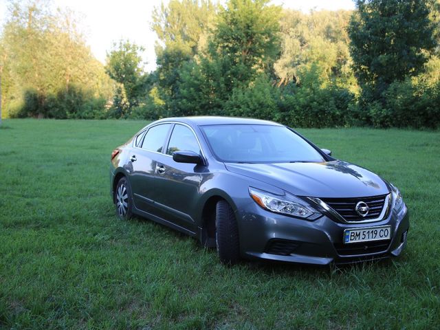 Nissan Altima - зображення 2