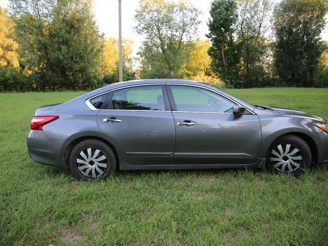 Nissan Altima - зображення 5