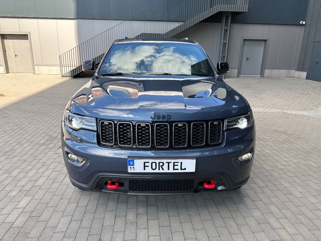 Jeep Grand Cherokee - зображення 3