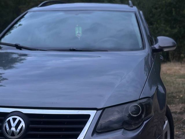 Volkswagen Passat - фото 3