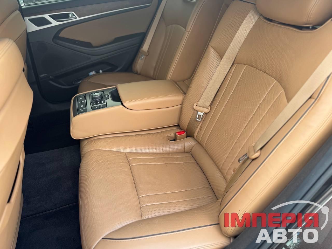 Genesis G80 - фото 4