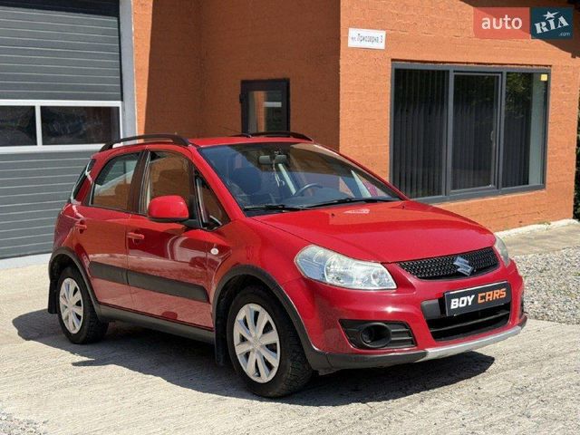 Suzuki SX4 - фото 1