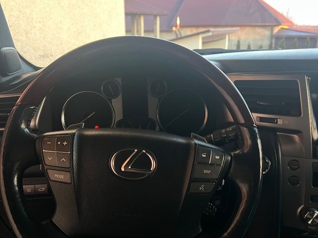 Lexus LX - зображення 5