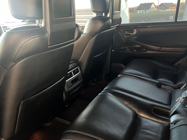 Lexus LX - зображення 1