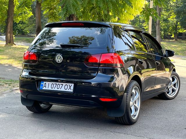 Volkswagen Golf - зображення 1