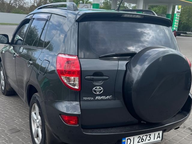 Toyota RAV4 - зображення 3