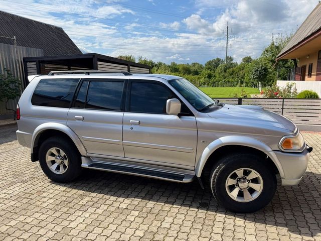 Mitsubishi Pajero Sport - зображення 1