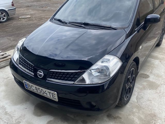 Nissan Tiida - зображення 2