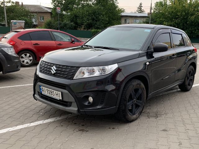 Suzuki Vitara - фото 2
