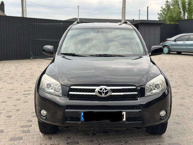 Toyota RAV4 - зображення 2