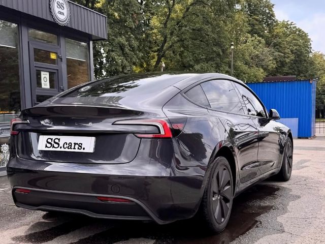 Tesla Model 3 - зображення 4