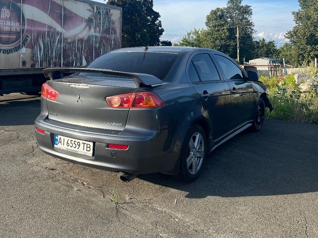 Mitsubishi Lancer - зображення 1