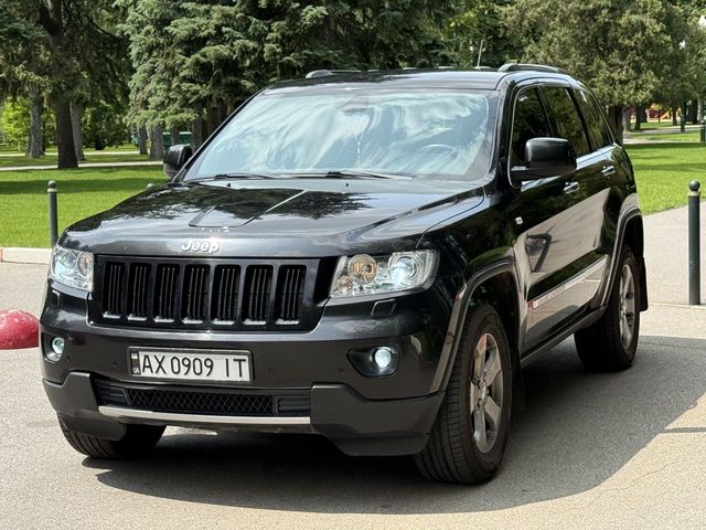 Jeep Grand Cherokee - зображення 3