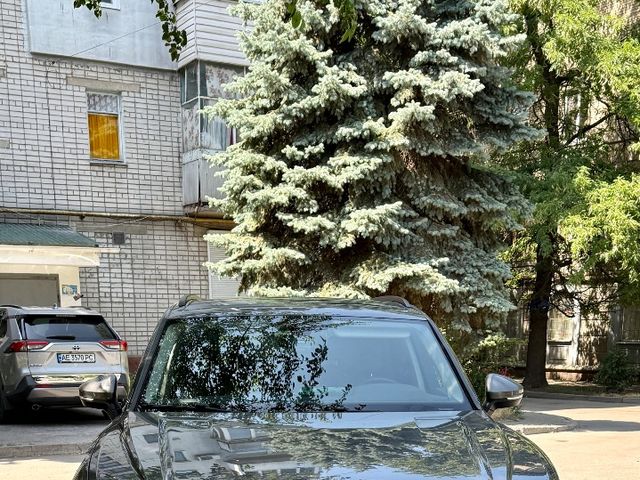 Volkswagen Touareg - зображення 1