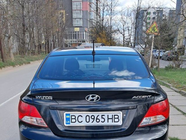 Hyundai Accent - зображення 2