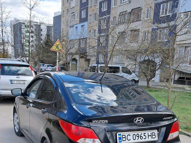 Hyundai Accent - зображення 3