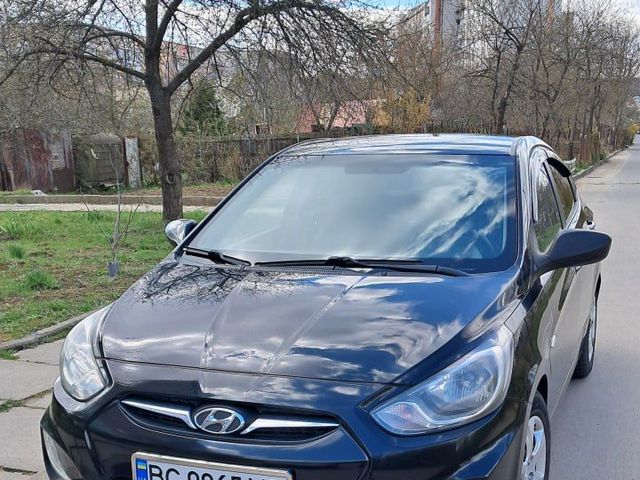 Hyundai Accent - зображення 1