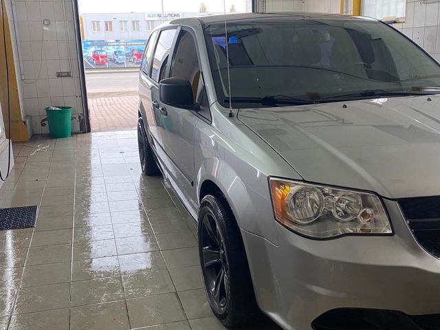 Dodge Caravan - зображення 2