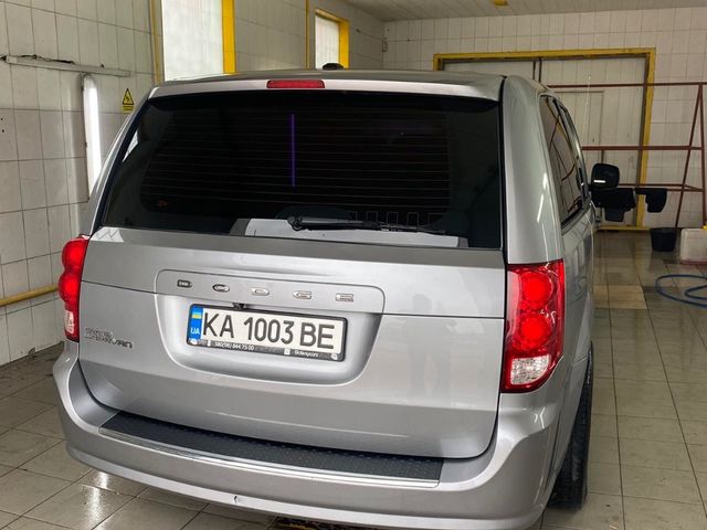 Dodge Caravan - зображення 4