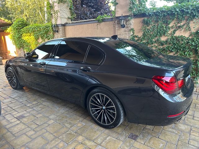 BMW 7 серії - зображення 4