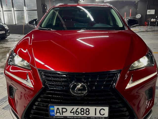 Lexus NX - зображення 1