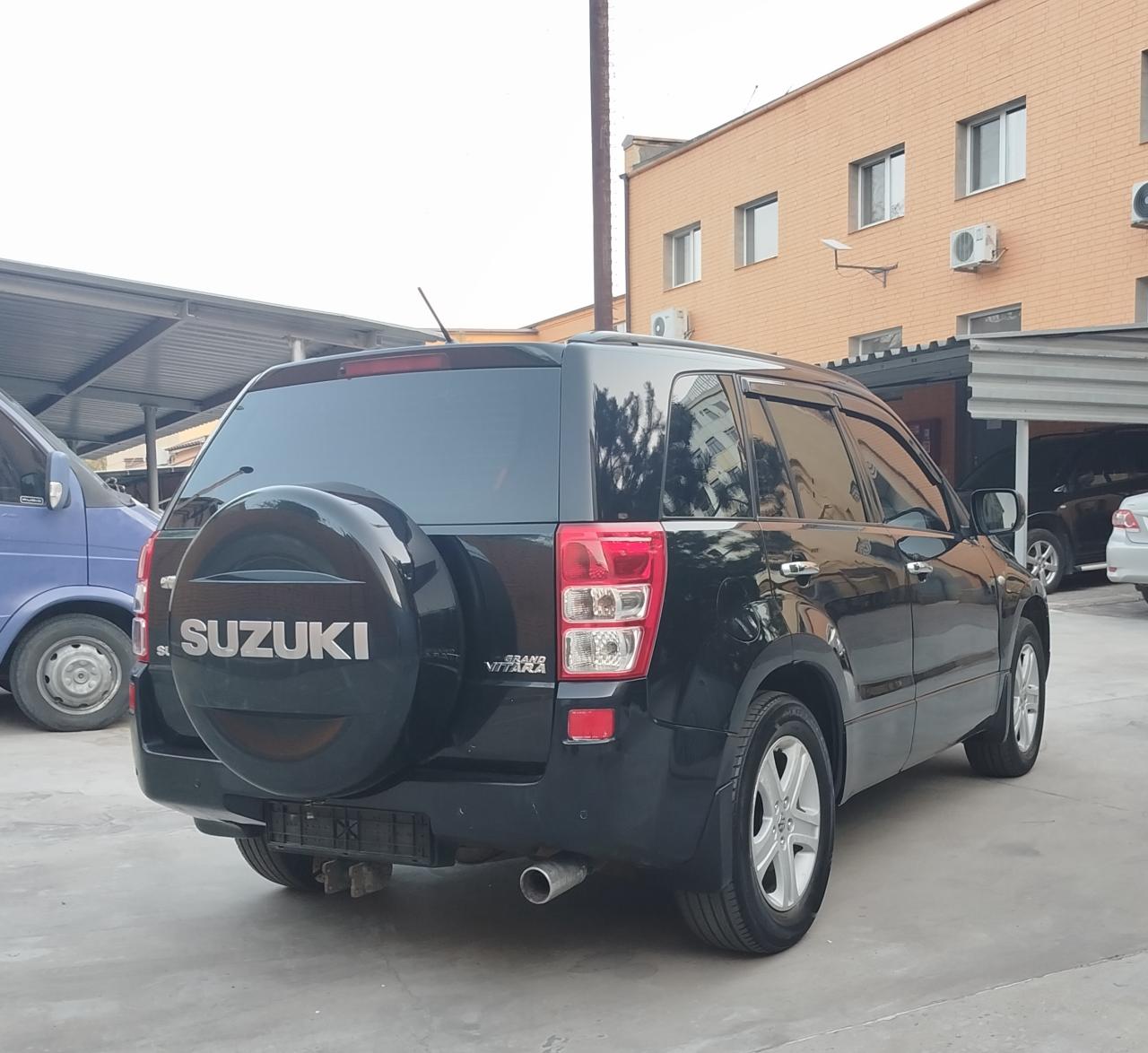 Suzuki Grand Vitara - зображення 2