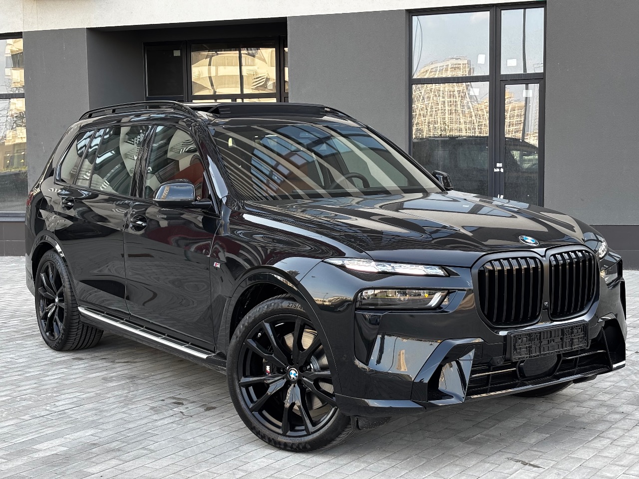 BMW X7 - зображення 1