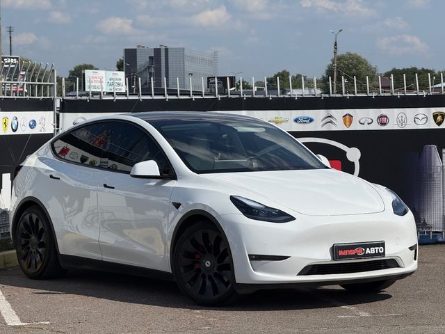 Tesla Model Y - фото 2