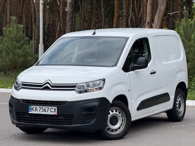 Citroen Berlingo - фото 1