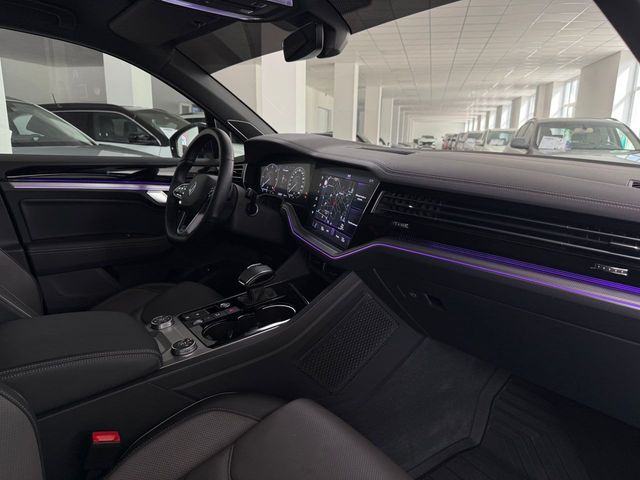 Volkswagen Touareg - зображення 5