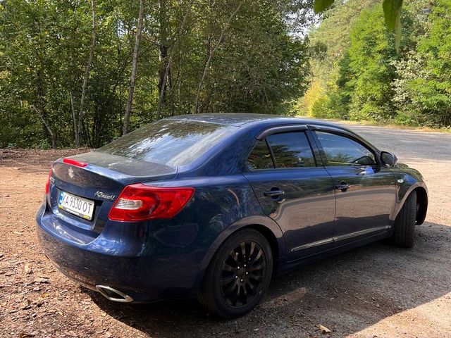 Suzuki Kizashi - фото 4