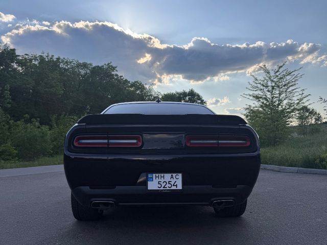 Dodge Challenger - зображення 4