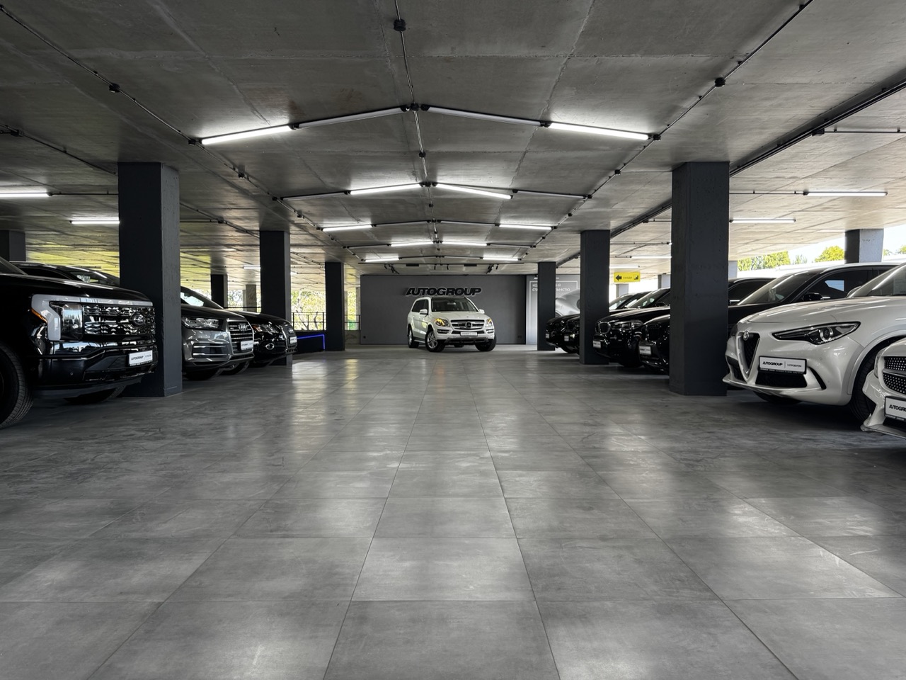 AUTOGROUP з пробігом автосалон