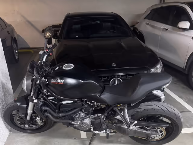 Ducati Monster 821 - зображення 1