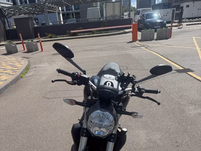 Ducati Monster 821 - зображення 3
