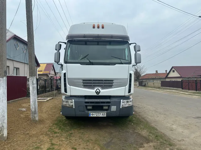 Renault Premium - фото 1