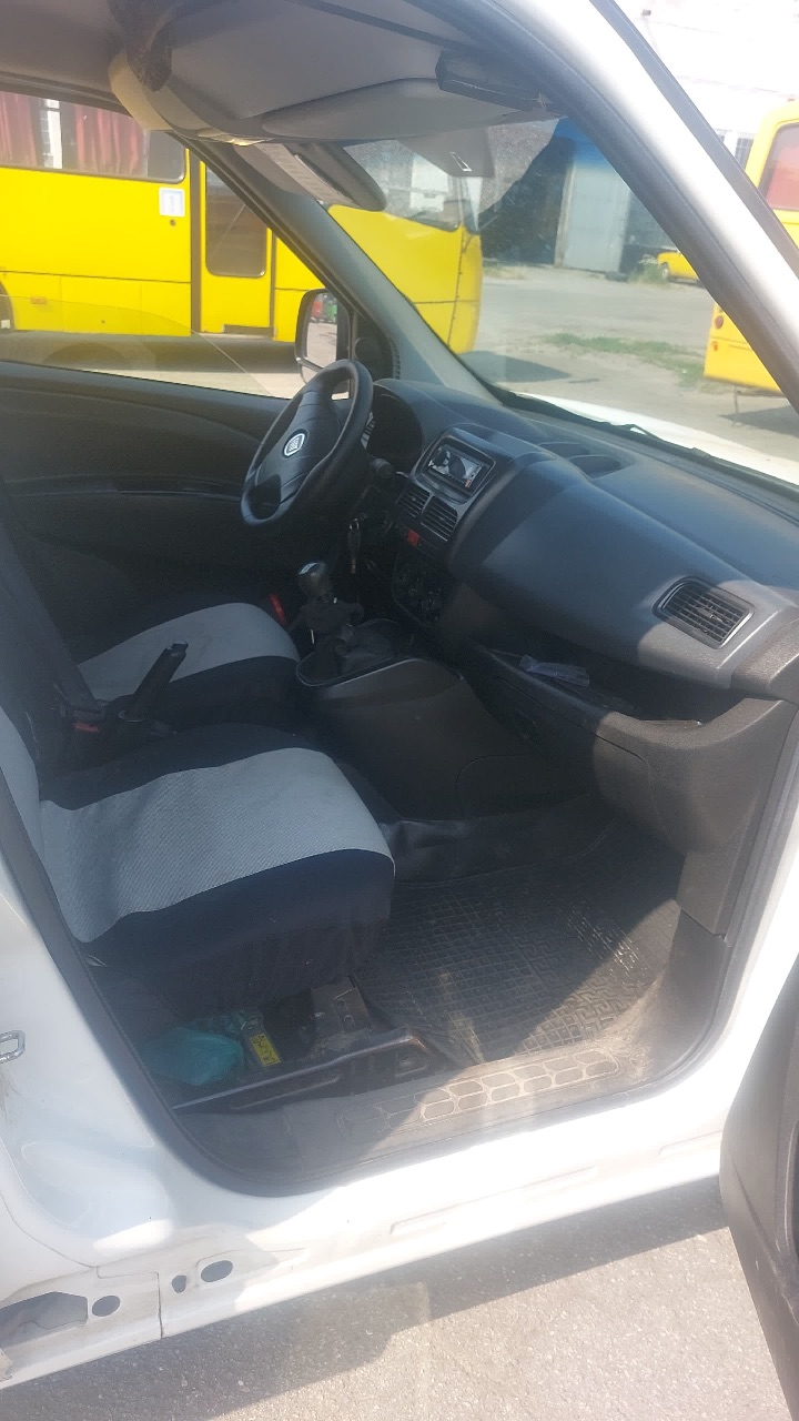 Fiat Doblo - фото 4